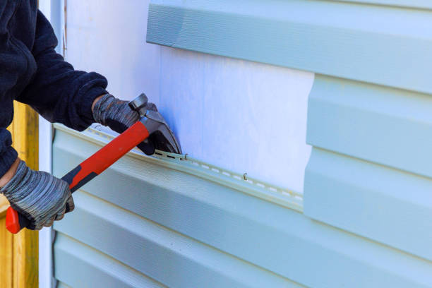 Trusted Storm Damage Siding Repair service in Itasca, TX - Creative Siding